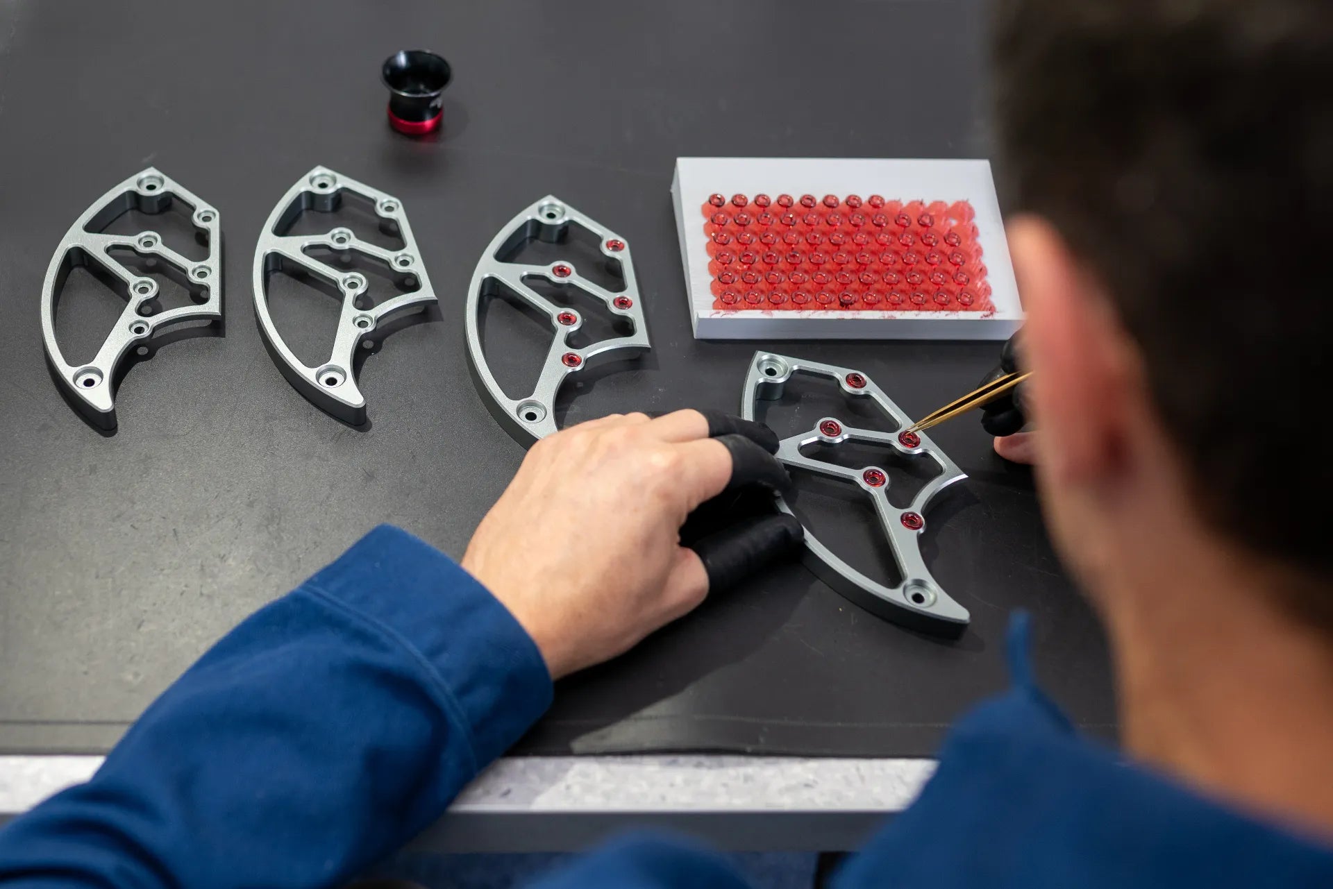 MECA Rhodium — Components